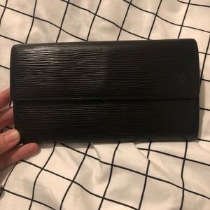 Louis Vuitton Epi Leather Black Wallet